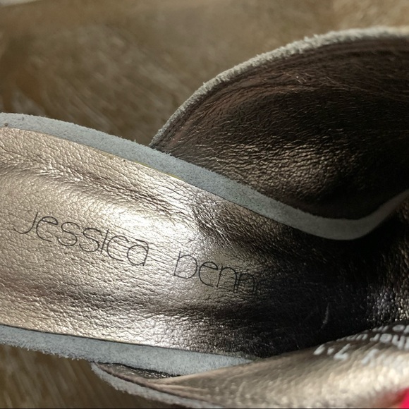 Jessica Bennett light gray suede platform mules. - Picture 17 of 17